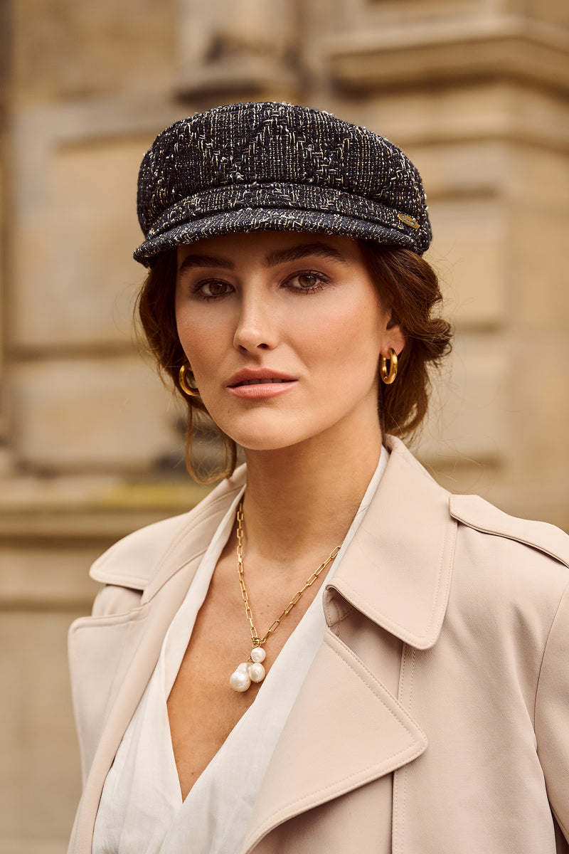Bronte-shipper cap for women in Linton tweed