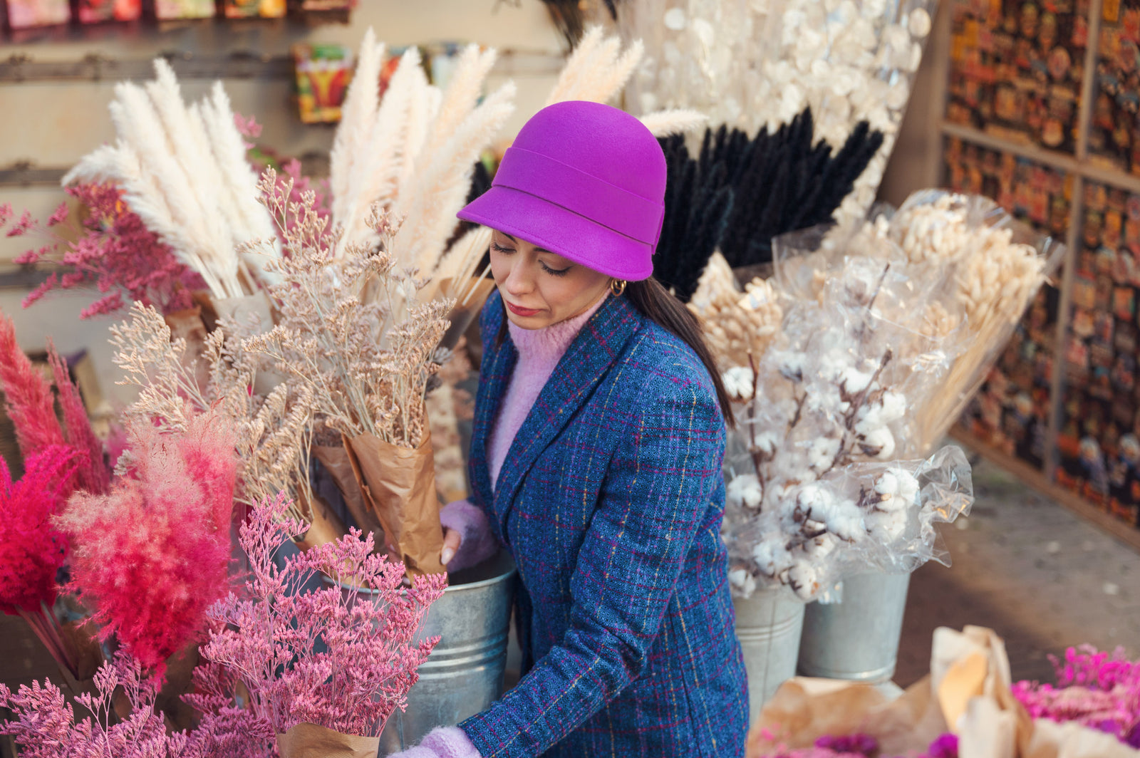 Sophia-pastel pink, wool felt Cloche hat with bow – Bronteshop
