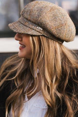 Romee-bakerboy cap for women in camel brown Harris Tweed