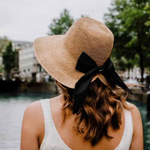 Bronte-airy sun hat Sandy, with large black bow, OSFA, packable